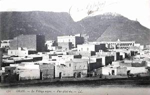 CA a- 183- Village negre